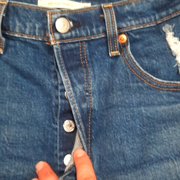 Levi's Ribcage Distressed Jean Shorts - Picture 2 of 5